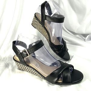 Liz Claiborne Sandals Womens 8M Slingback Wedge Heel Open Toe Black Faux Leather